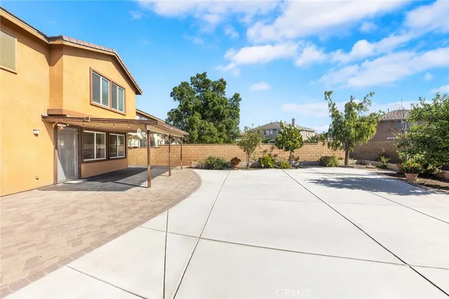 $925,000 | 12465 Breeze Lane, Eastvale, CA 91752
