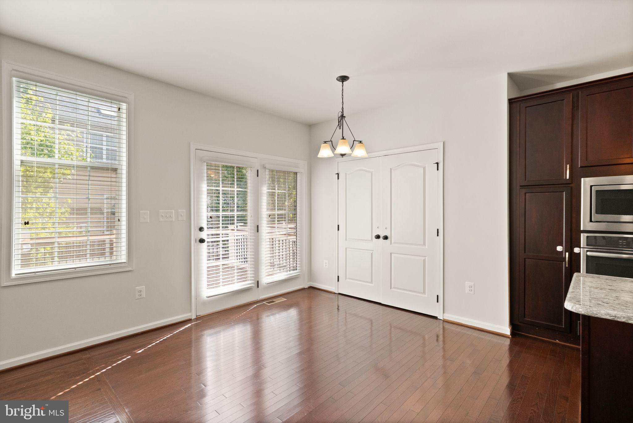 23438 Colts Run Square Ashburn, VA 20148 - Photo 21 of 55