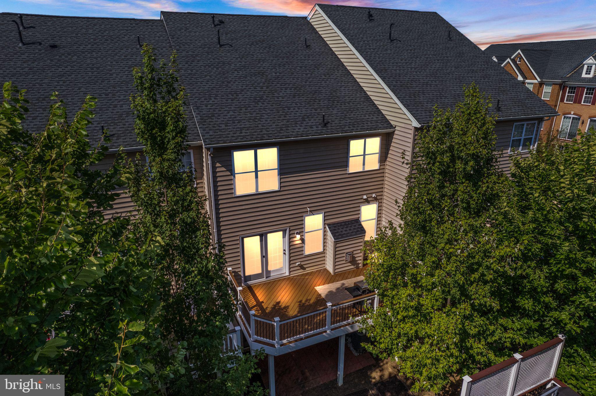 23438 Colts Run Square Ashburn, VA 20148 - Photo 3 of 55