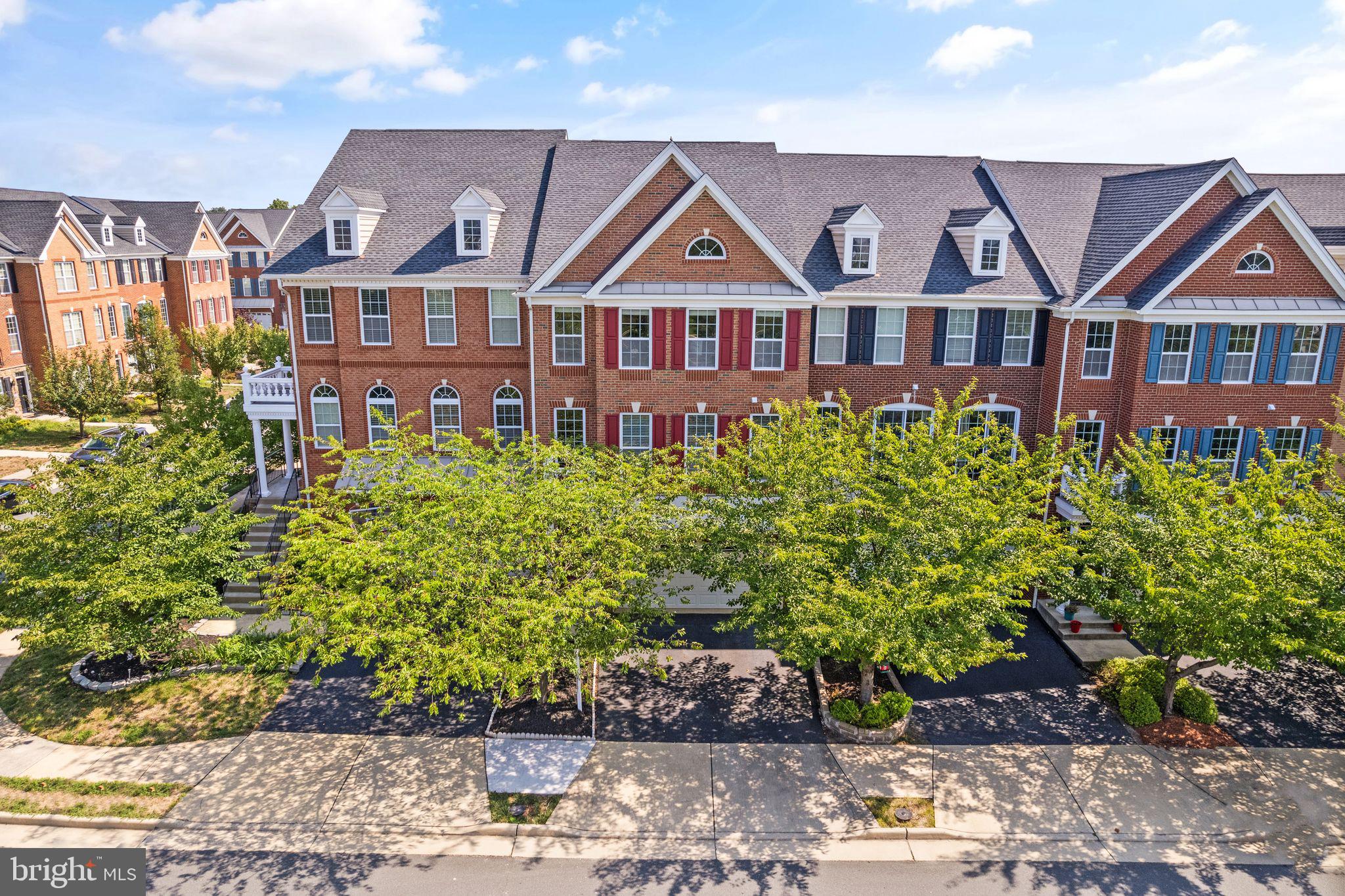 23438 Colts Run Square Ashburn, VA 20148 - Photo 4 of 55