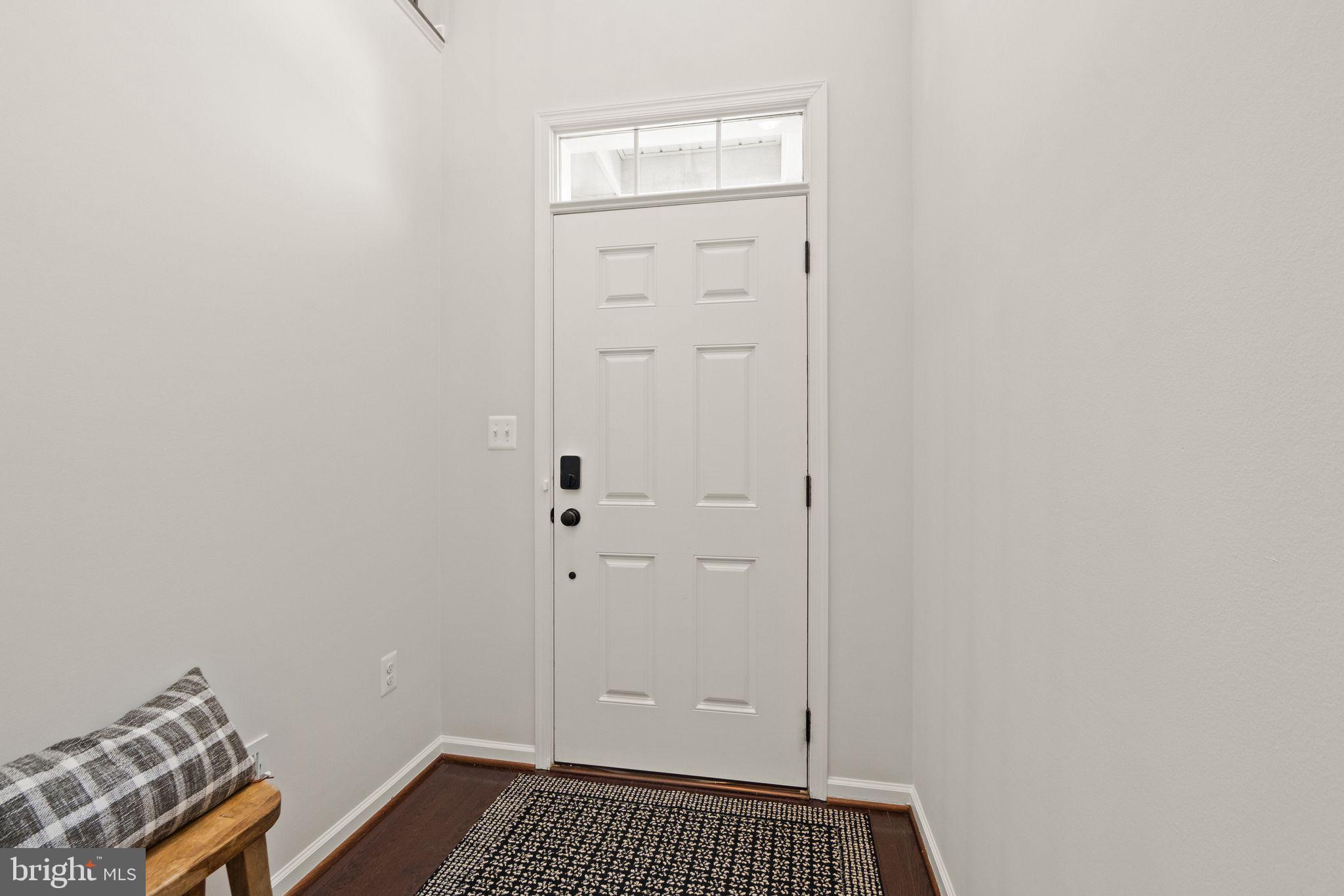 23438 Colts Run Square Ashburn, VA 20148 - Photo 9 of 55