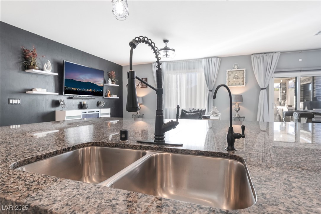 675 Turtleback Fls Avenue Indian Springs, NV 89018 - Photo 15 of 63