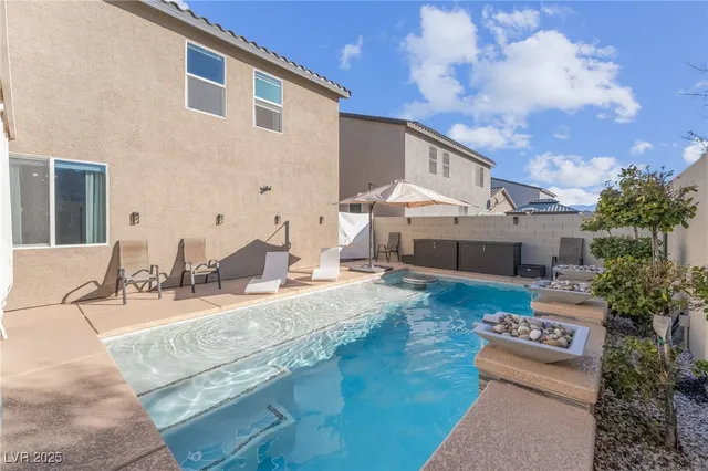 $529,900 | 675 Turtleback Fls Avenue, Indian Springs, NV 89018