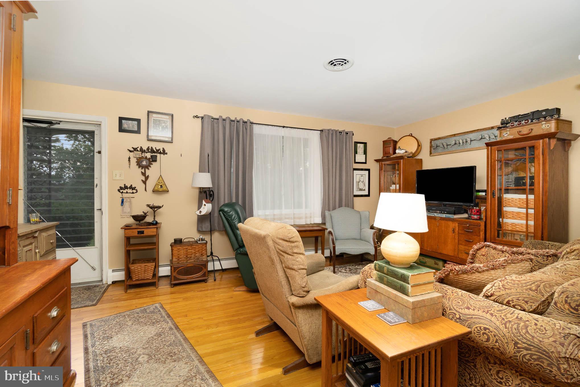 349 Gibraltar Road Reading, PA 19606 - Photo 9 of 28 Gallery Image 9