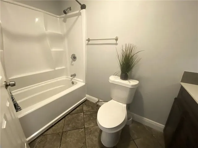 $1,800 | 2836 Glenbrook Drive, Gretna, LA 70056