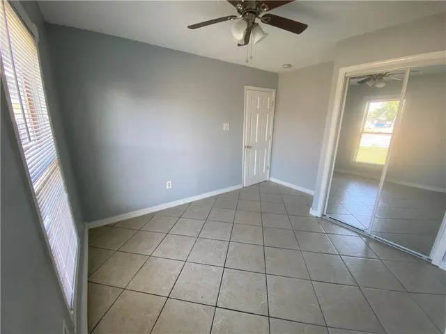 $1,800 | 2836 Glenbrook Drive, Gretna, LA 70056