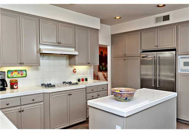 4890 Riding Ridge Road San Diego, CA 92130 - Photo 11 of 25 Viking Refrigerator