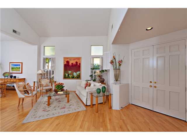 4890 Riding Ridge Road San Diego, CA 92130 - Photo 6 of 25 Living Room has vaulted ceilings