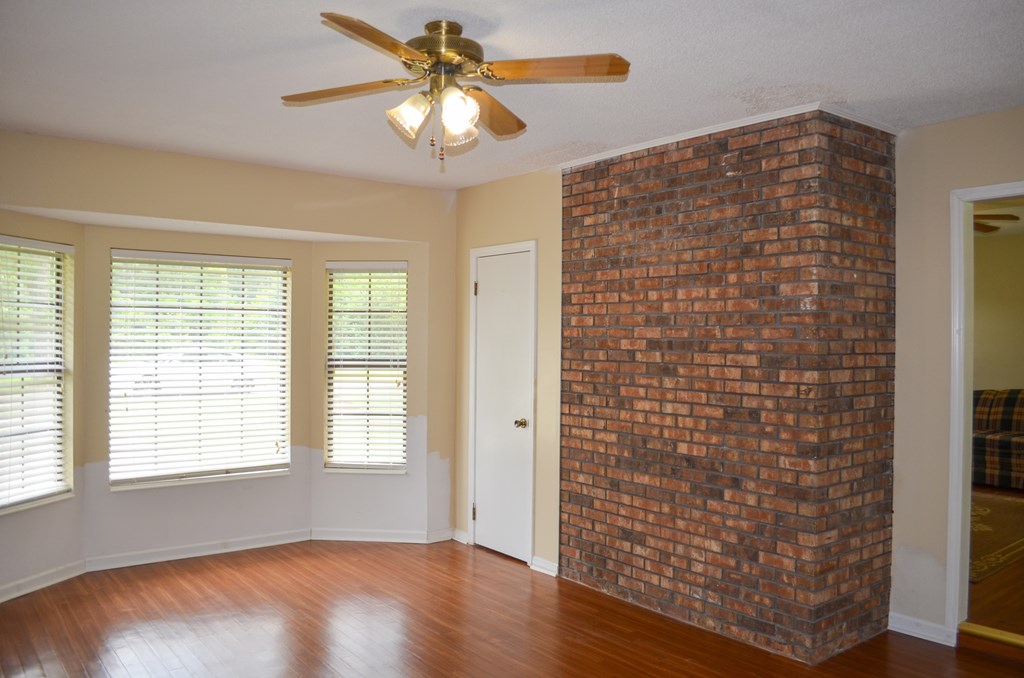 225 Royce Lane Dothan, AL 36305 - Photo 6 of 31