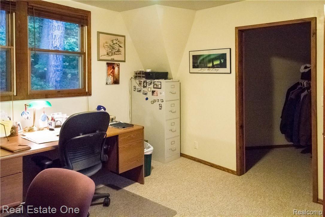 9254 Mabley Hill Road Fenton, MI 48430 - Photo 25 of 34 Office (2).jpg