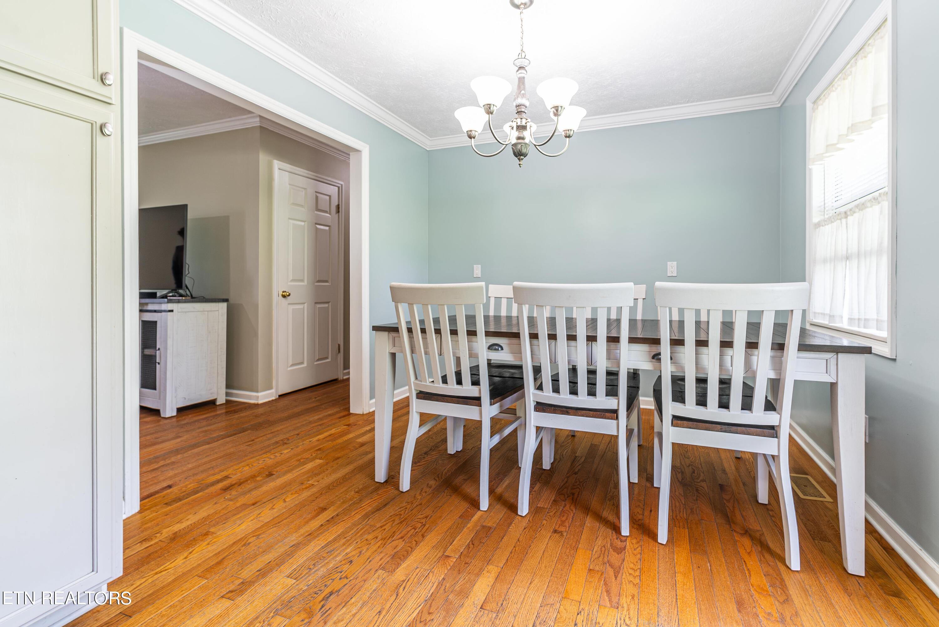 217 Gladwood Road Clinton, TN 37716 - Photo 12 of 31 DSC01404-Enhanced-NR