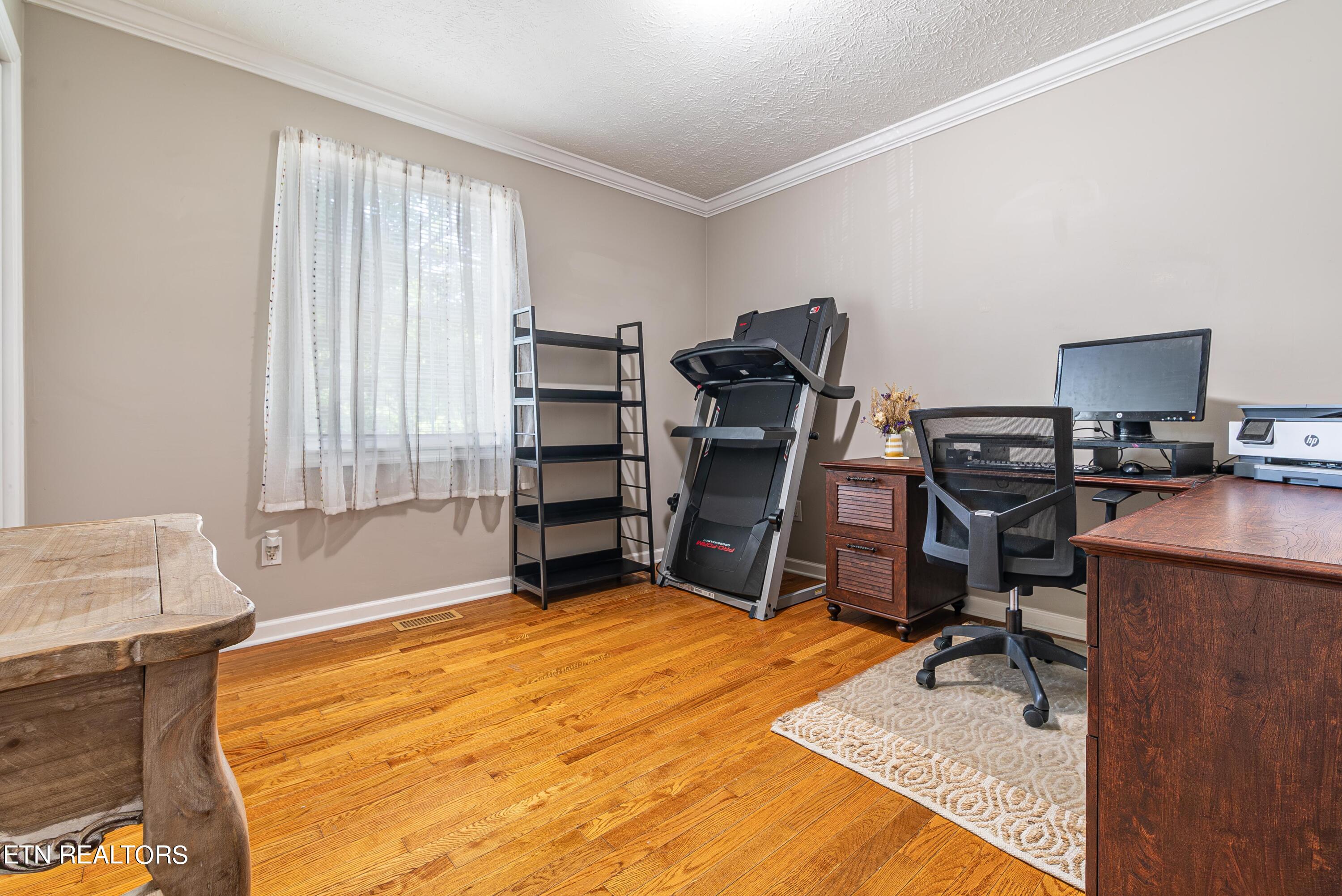 217 Gladwood Road Clinton, TN 37716 - Photo 16 of 31 DSC01460-Enhanced-NR-Edit