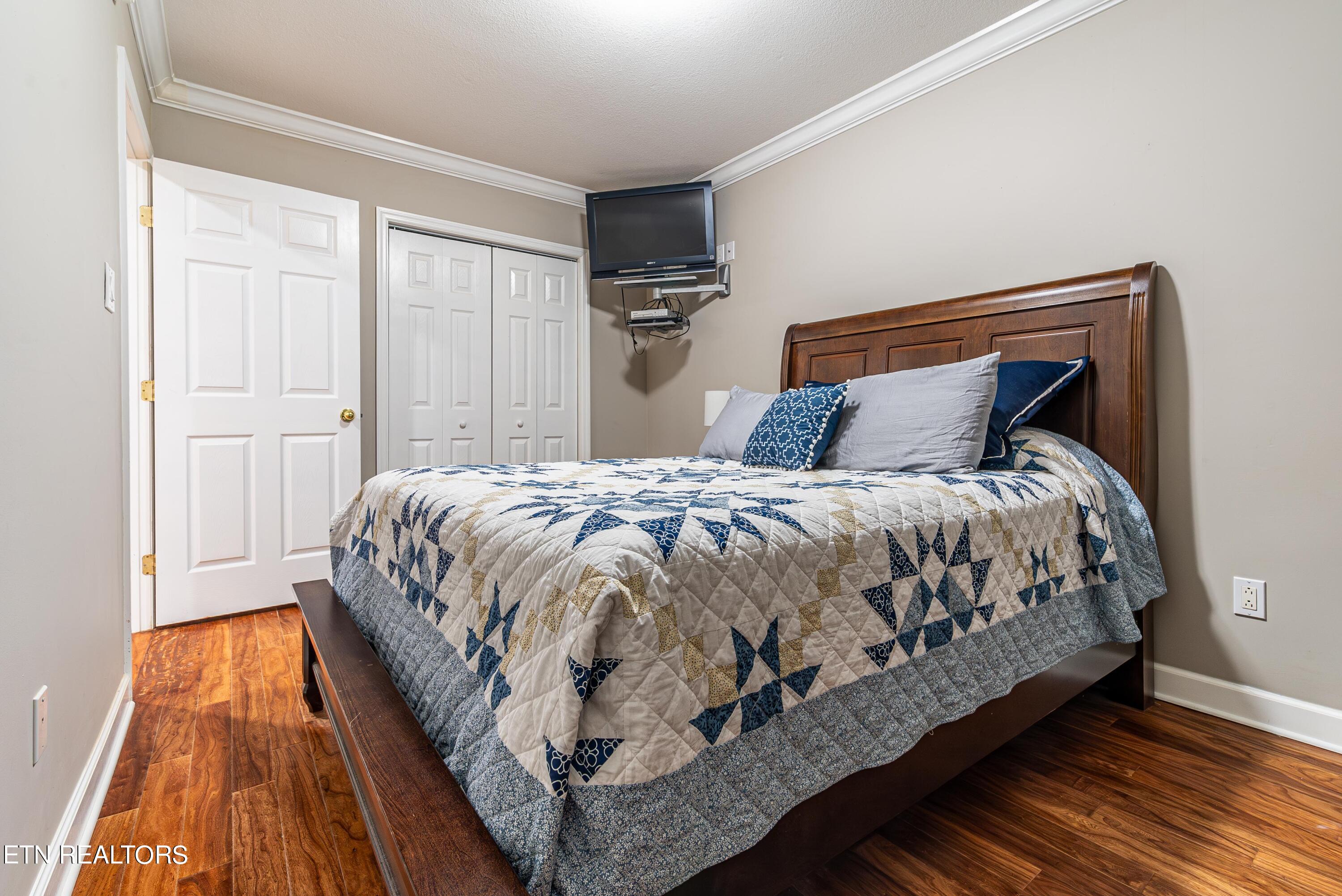 217 Gladwood Road Clinton, TN 37716 - Photo 21 of 31 DSC01489-Enhanced-NR