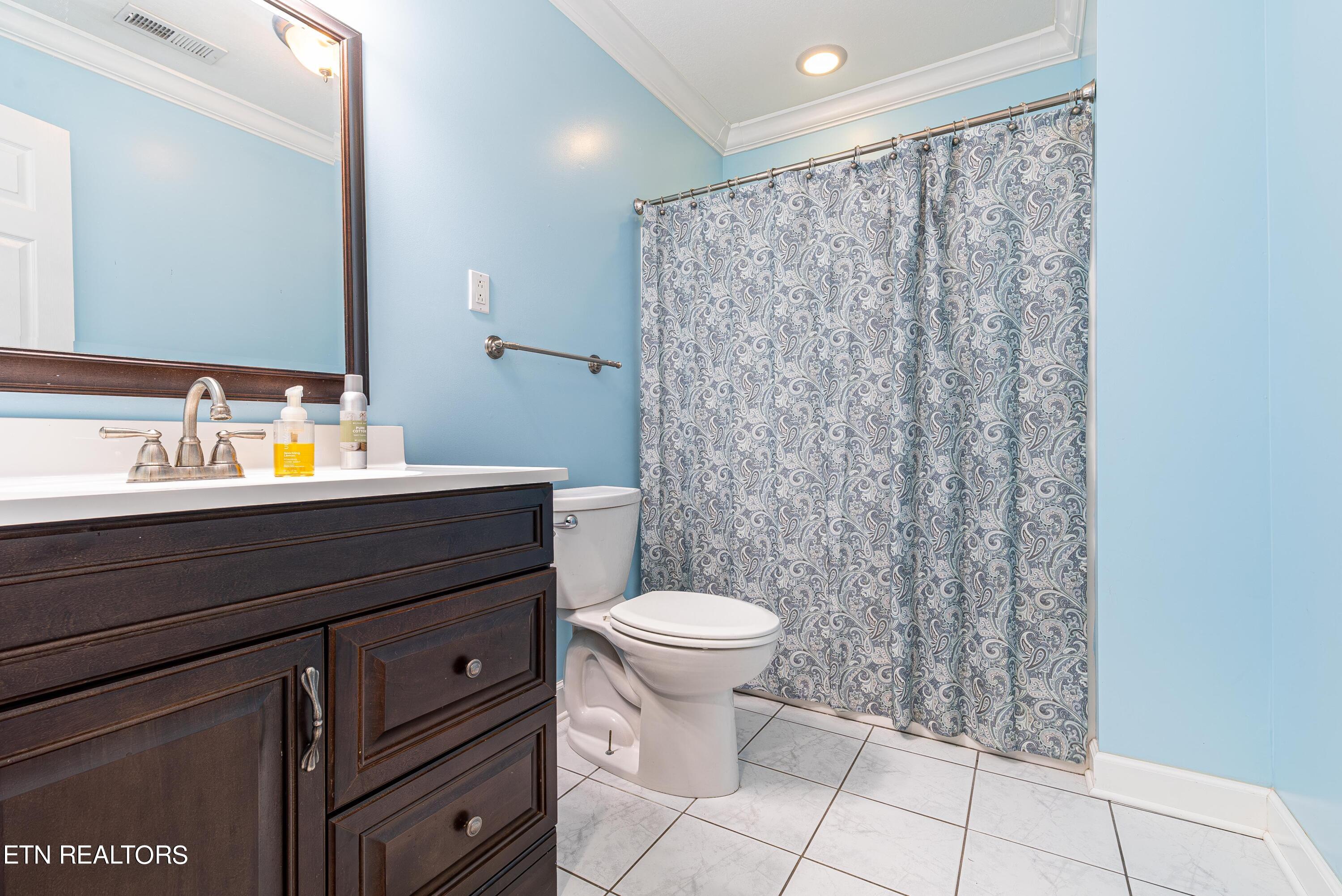 217 Gladwood Road Clinton, TN 37716 - Photo 22 of 31 DSC01503-Enhanced-NR