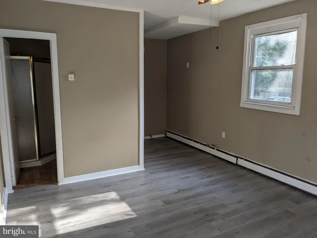 $1,300 | 100 B Blackwood-Clementon Road, Clementon, NJ 08021