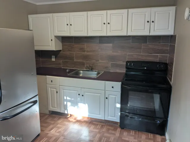 $1,300 | 100 B Blackwood-Clementon Road, Clementon, NJ 08021