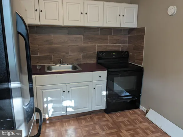 $1,300 | 100 B Blackwood-Clementon Road, Clementon, NJ 08021