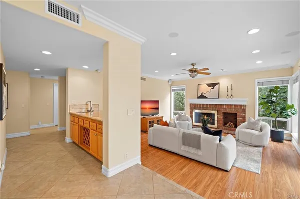 $7,500 | 2811 North Roxbury Street, Orange, CA 92867