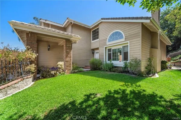 $7,500 | 2811 North Roxbury Street, Orange, CA 92867