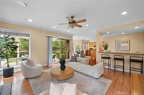 $7,500 | 2811 North Roxbury Street, Orange, CA 92867