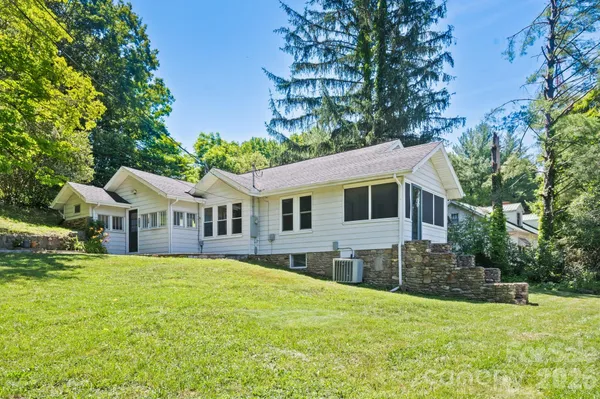 $270,000 | 441 Main Street, Clyde, NC 28721