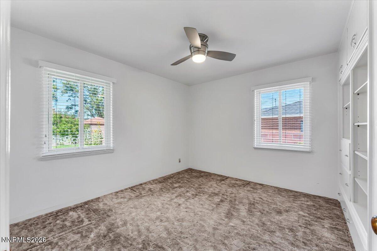 725 Wilkinson Avenue Reno, NV 89502 - Photo 14 of 29 16-725 Wilkinson Ave Reno NV 89502 (16 o