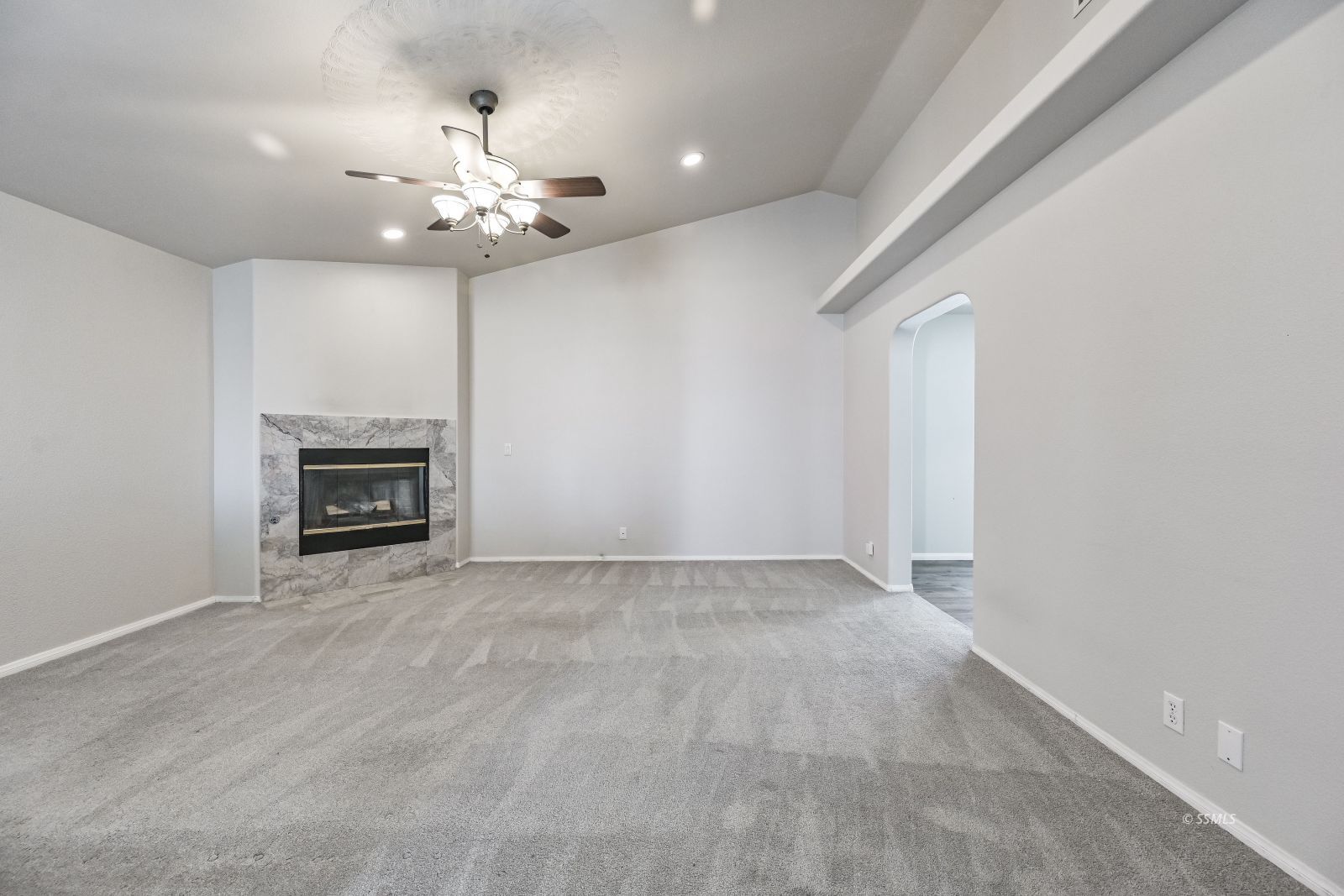 2112 Camino El Canon Ridgecrest, CA 93555 - Photo 6 of 21