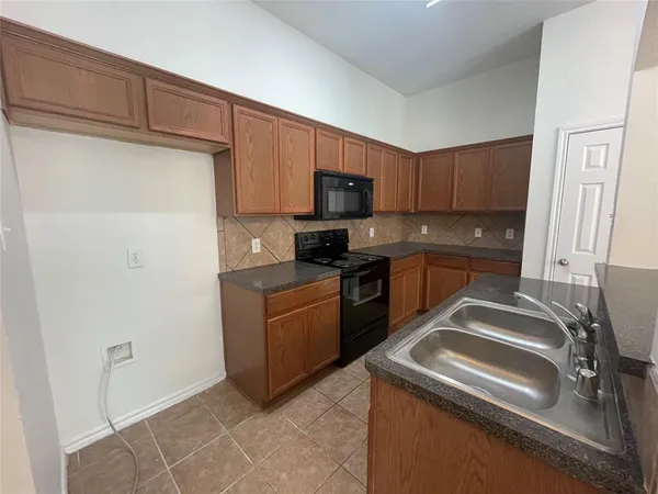 $1,750 | 1232 Redman Avenue, Mesquite, TX 75149