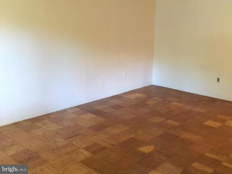 2710 Macomb Street Northwest, Unit 204 Washington, DC 20008 - Photo 10 of 15 Interior (General)