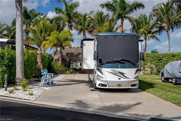 $985,000 | 13399 Snook Circle, Naples, FL 34114