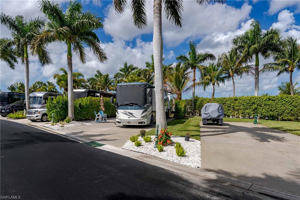 13399 Snook Circle Naples, FL 34114 - Photo 4 of 41