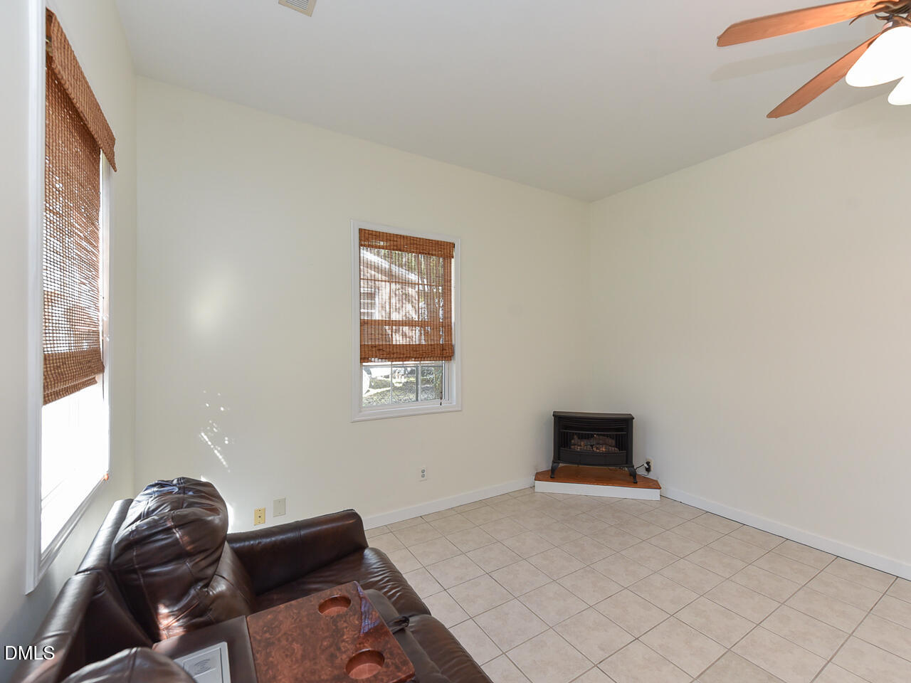 178 Paceville Road Selma, NC 27576 - Photo 11 of 30 a bedroom with a bed and a window