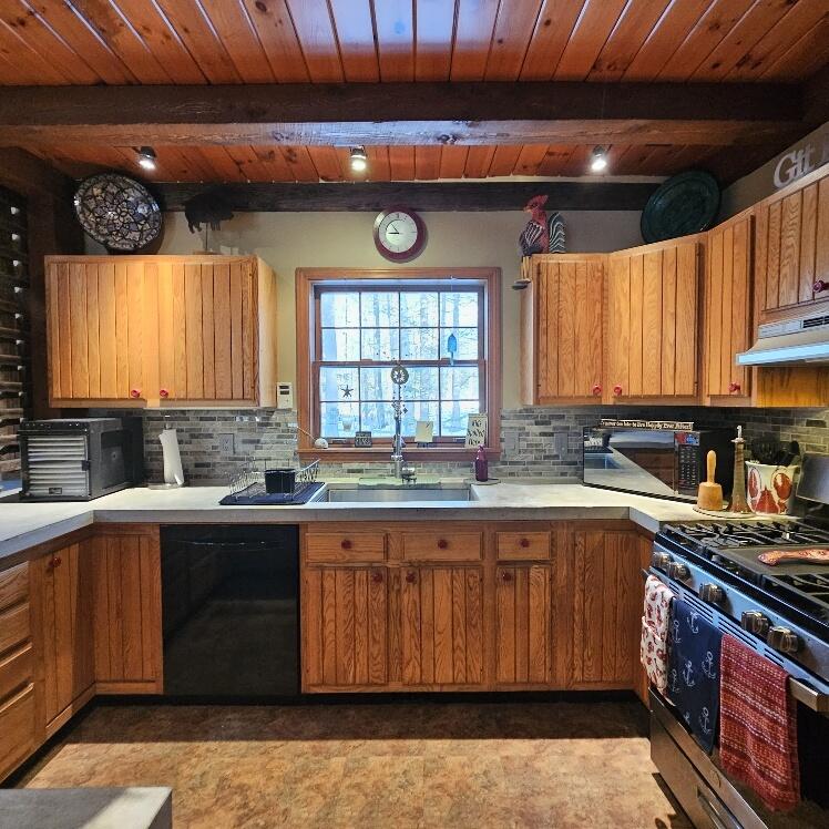 558 Castle Island Road Mount Vernon, ME 04352 - Photo 11 of 97 20240211_085554_resized