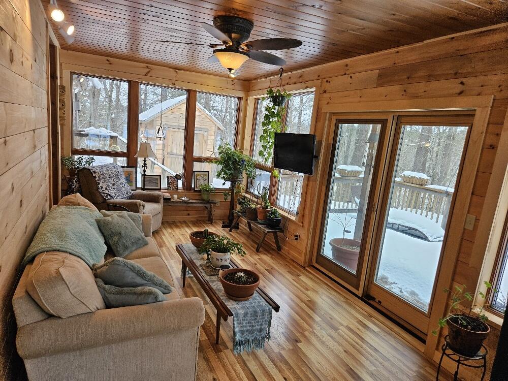 558 Castle Island Road Mount Vernon, ME 04352 - Photo 31 of 97 4 Season Sunroom