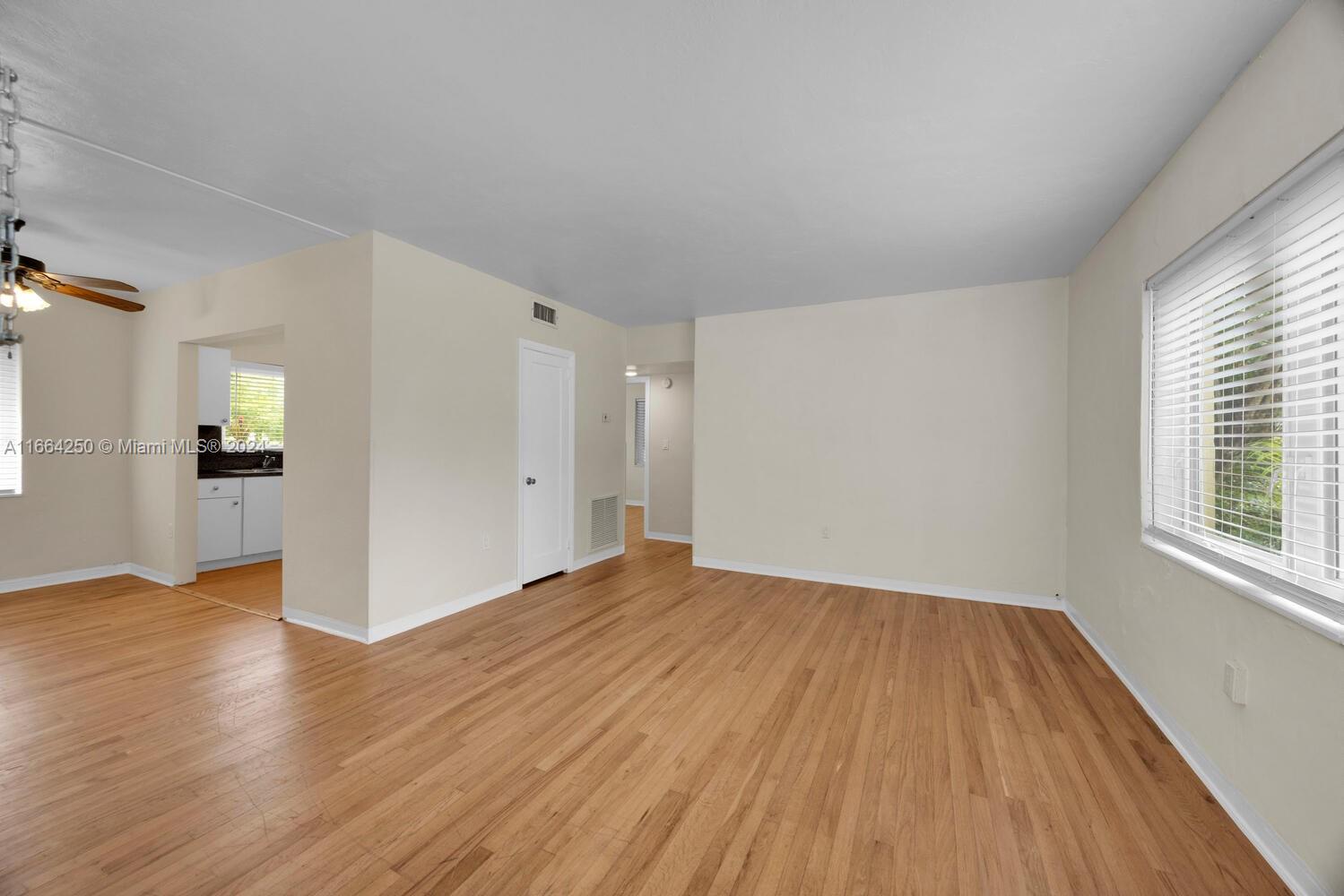7620 Southwest 55th Avenue, Unit B Miami, FL 33143 - Photo 3 of 14
