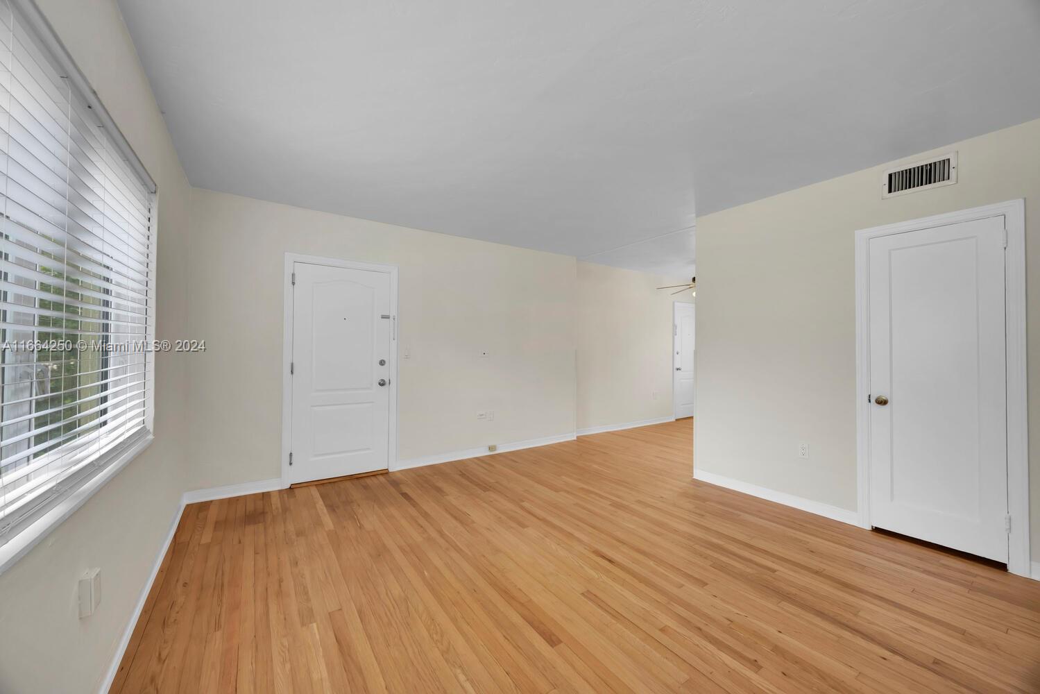 7620 Southwest 55th Avenue, Unit B Miami, FL 33143 - Photo 4 of 14