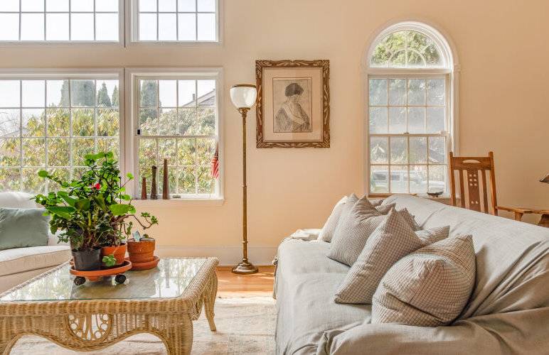 491 Butter Lane Bridgehampton, NY 11932 - Photo 8 of 39 a living room with furniture and a potted plant
