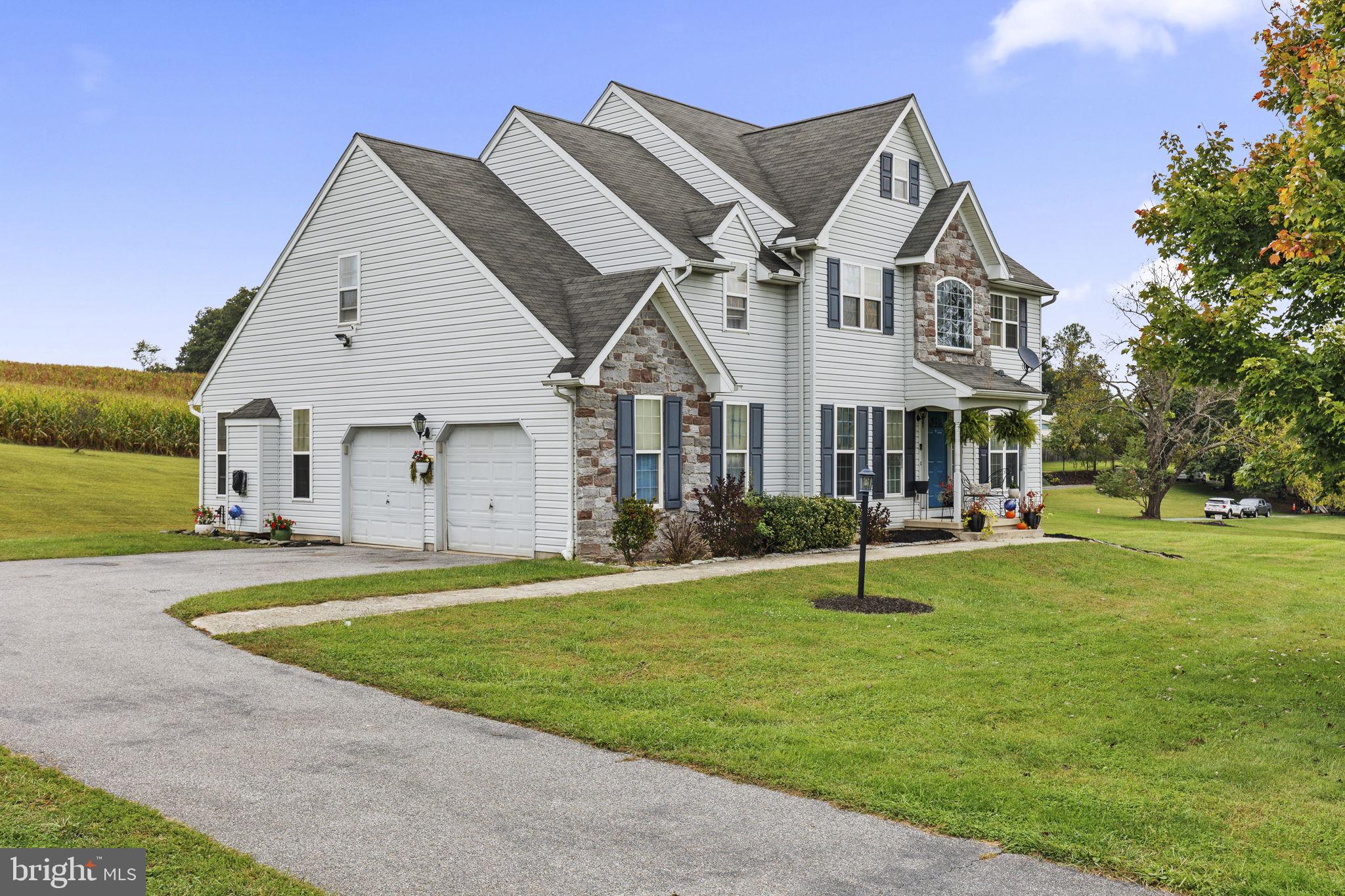 8290 Woodbine Road Airville, PA 17302 - Photo 3 of 38