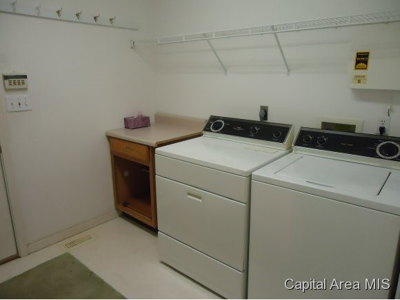 3314 Crystal Lake Drive Springfield, IL 62711 - Photo 12 of 15