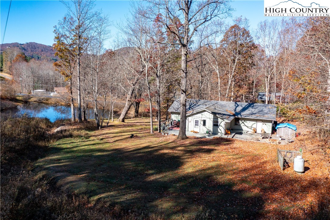 150 Timberlake Sparta, NC 28675 - Photo 36 of 36 a view of a yard with a snow on the road
