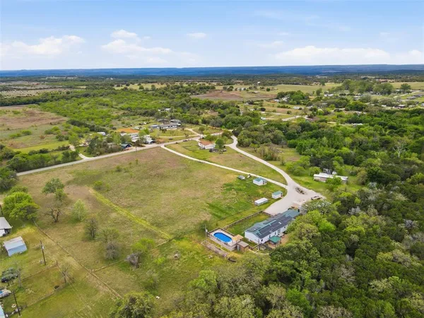 $379,000 | 1461 Cr 320 Glen, Glen Rose, TX 76043