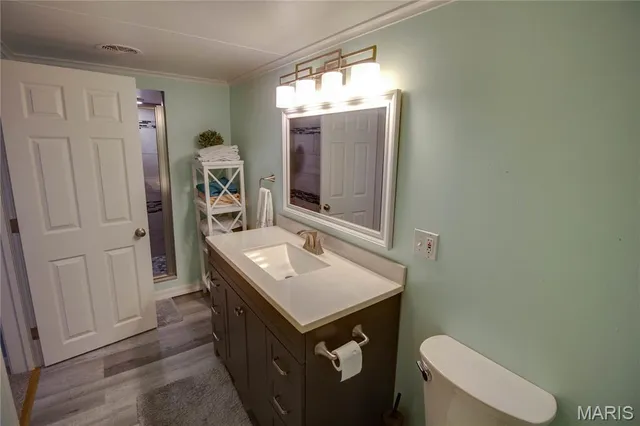 $235,000 | 5504 Ladue Drive, Godfrey, IL 62035