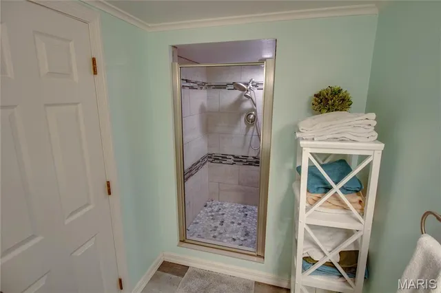 $235,000 | 5504 Ladue Drive, Godfrey, IL 62035