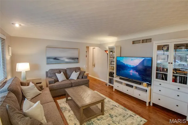 $235,000 | 5504 Ladue Drive, Godfrey, IL 62035