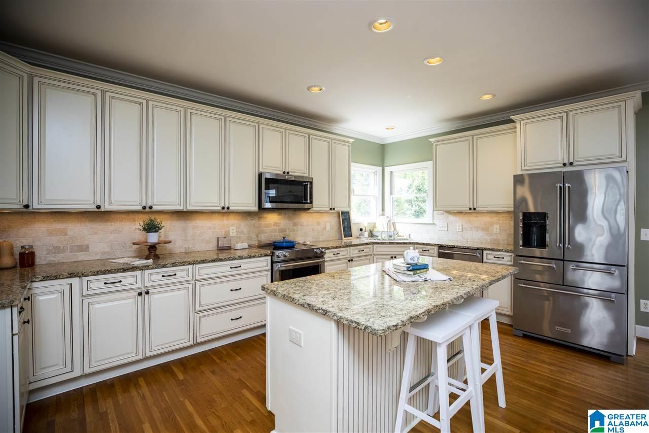 445 Cedar Trace Birmingham, AL 35244 - Photo 11 of 28