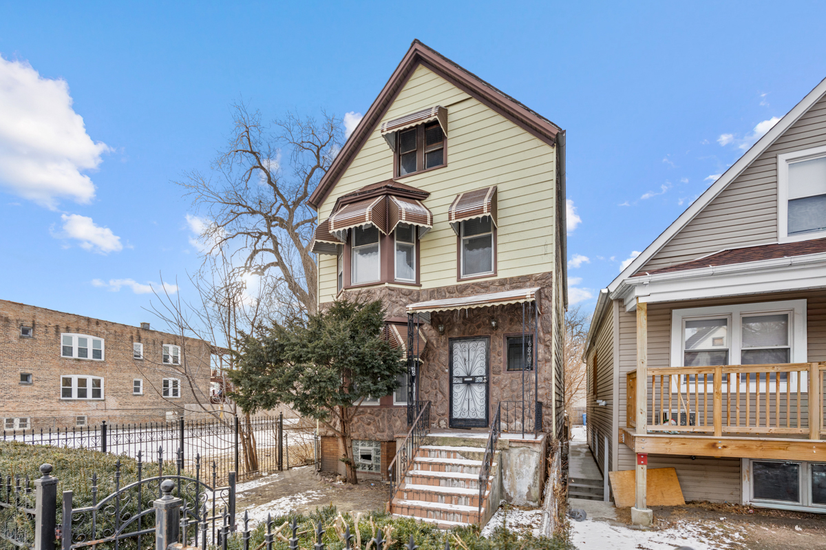 6840 South Green Street Chicago, IL 60621 - Photo 1 of 25 Gallery Image 1