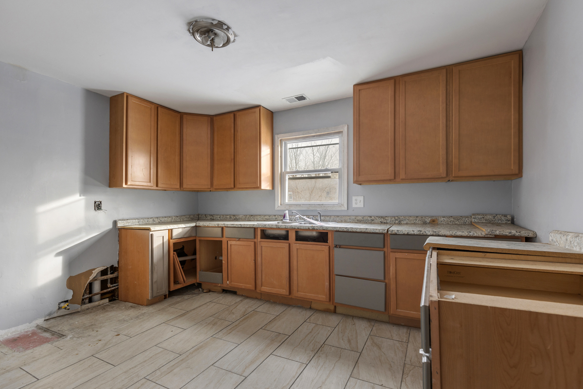 6840 South Green Street Chicago, IL 60621 - Photo 17 of 25 Gallery Image 17