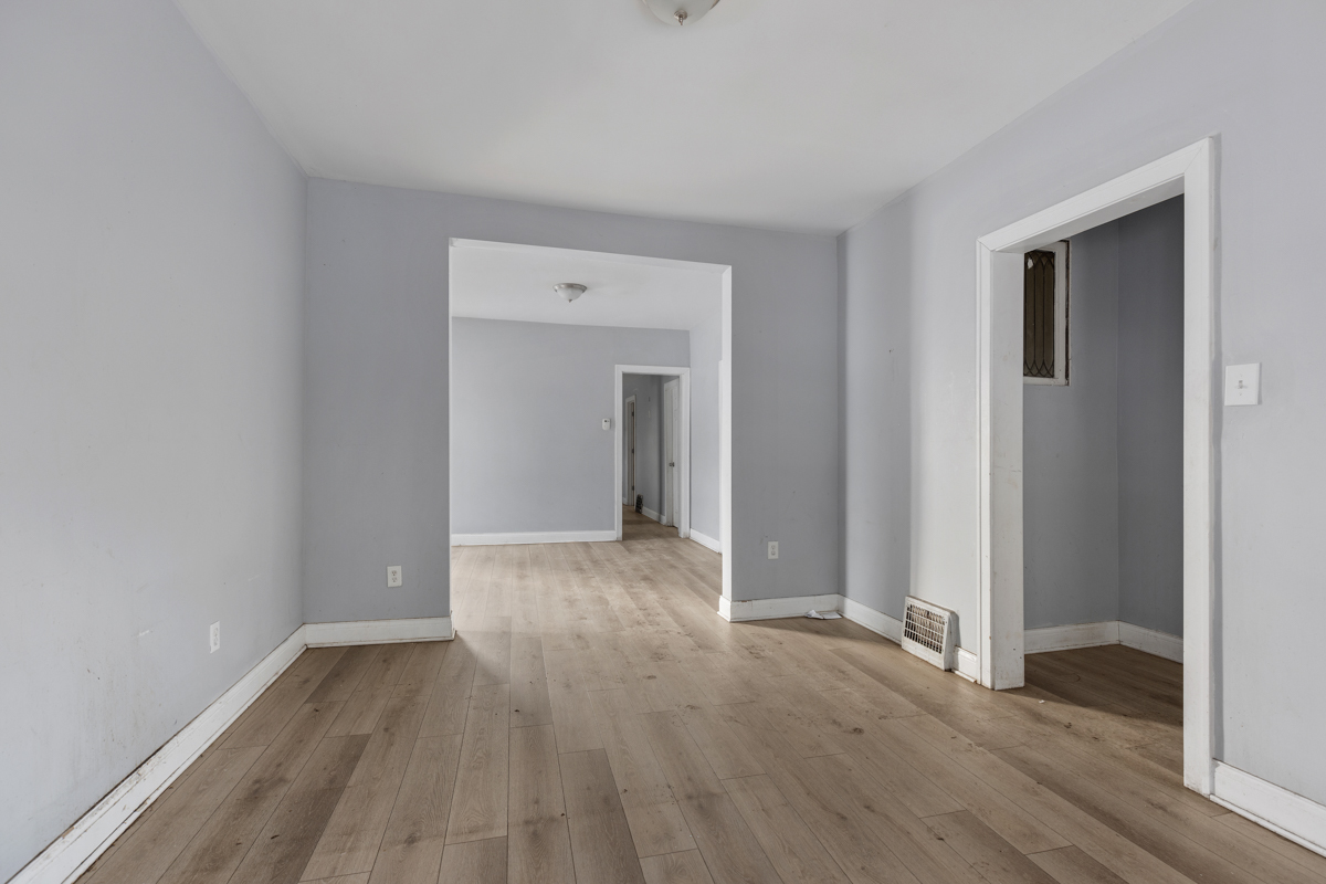 6840 South Green Street Chicago, IL 60621 - Photo 3 of 25 Gallery Image 3