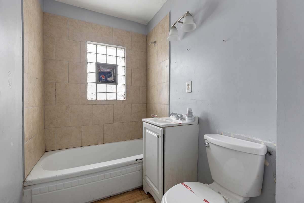 6840 South Green Street Chicago, IL 60621 - Photo 10 of 25 Gallery Image 10
