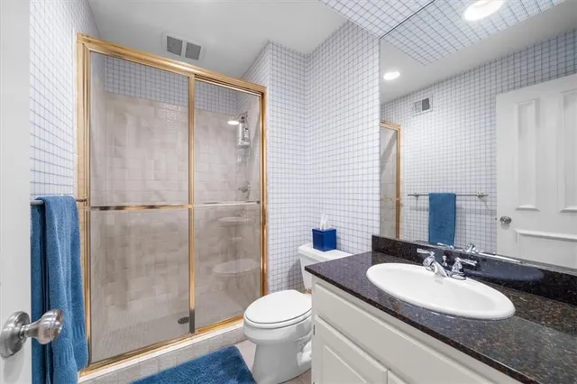 $5,499,999 | 5835 West 167th Street, Stilwell, KS 66085